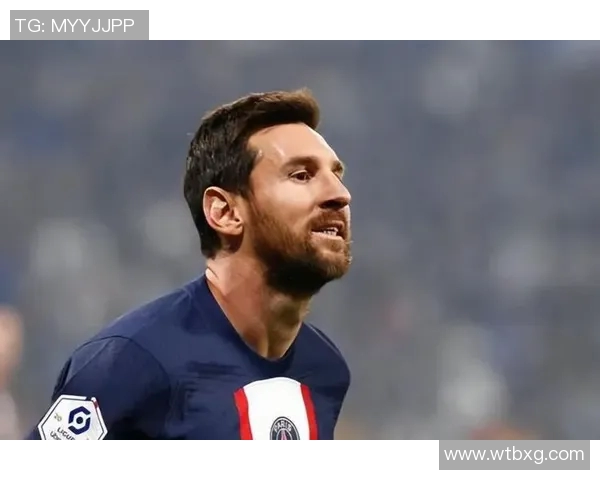 巴塞罗那官方宣布梅西已续约至2023年，领取巨额签字费