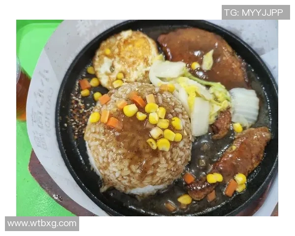 鸡排盛宴：美味生活的一杯快乐