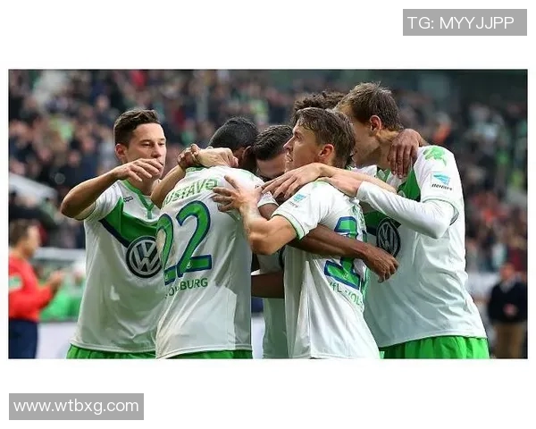 沙尔克04主场胜沃尔夫斯堡，德甲保级形势略有改善