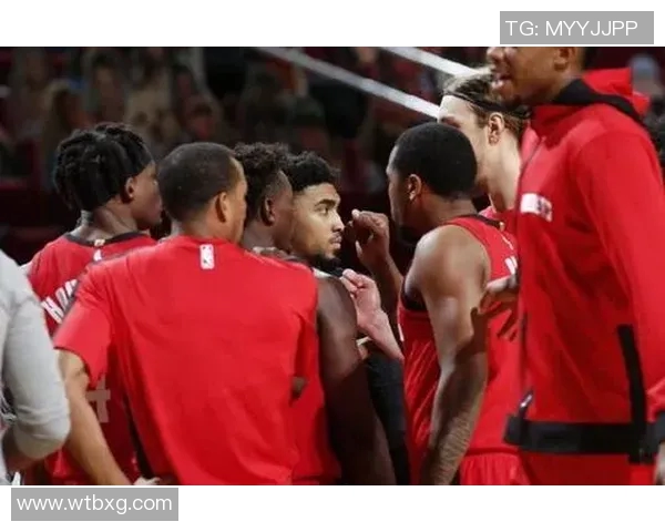 火箭队签下新秀球员，能否在季后赛中展现实力？